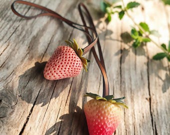 Handmade Resin Strawberry Charm – Cottagecore Charm, Kawaii Fruit Pendant Bag Accessory
