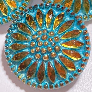 18mm round glass sunflower button, golden yellow orange iridescent w/ aqua wash & gold paint, genuine Czech glass, sewing metal shank, 1 pc.