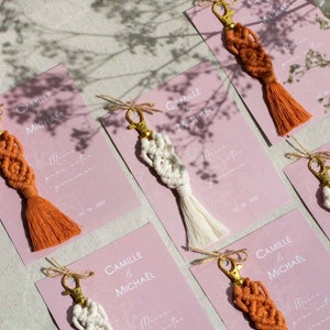 Porte-clé en macramé fait-main | Cadeaux de mariage pour invités | Cadeaux invités bohème personnalisé | EVJF, Baptême, témoins, babyshower