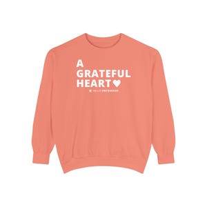 Comfort Colors Thankful Heart Sweatshirt, Thanksgiving Fall Valentines Teacher Crewneck Pullover, Unisex Garment-Dyed Sweatshirt