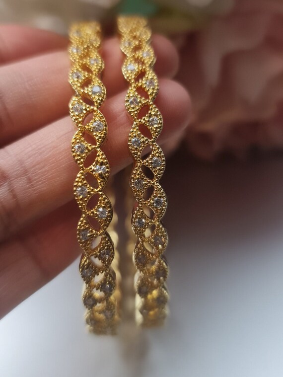 Golden Fish Scale Bangles Studded With CZ Stone Work Gold Bangles