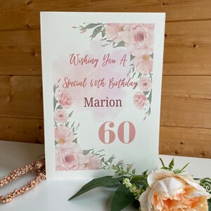 Carte d'anniversaire d'âge de nom personnalisée, carte d'anniversaire de fleur rose, n'importe quel nom, n'importe quel âge