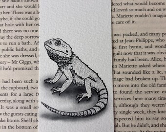 Bearded dragon bookmark, reptile gifts, lizard bookmark