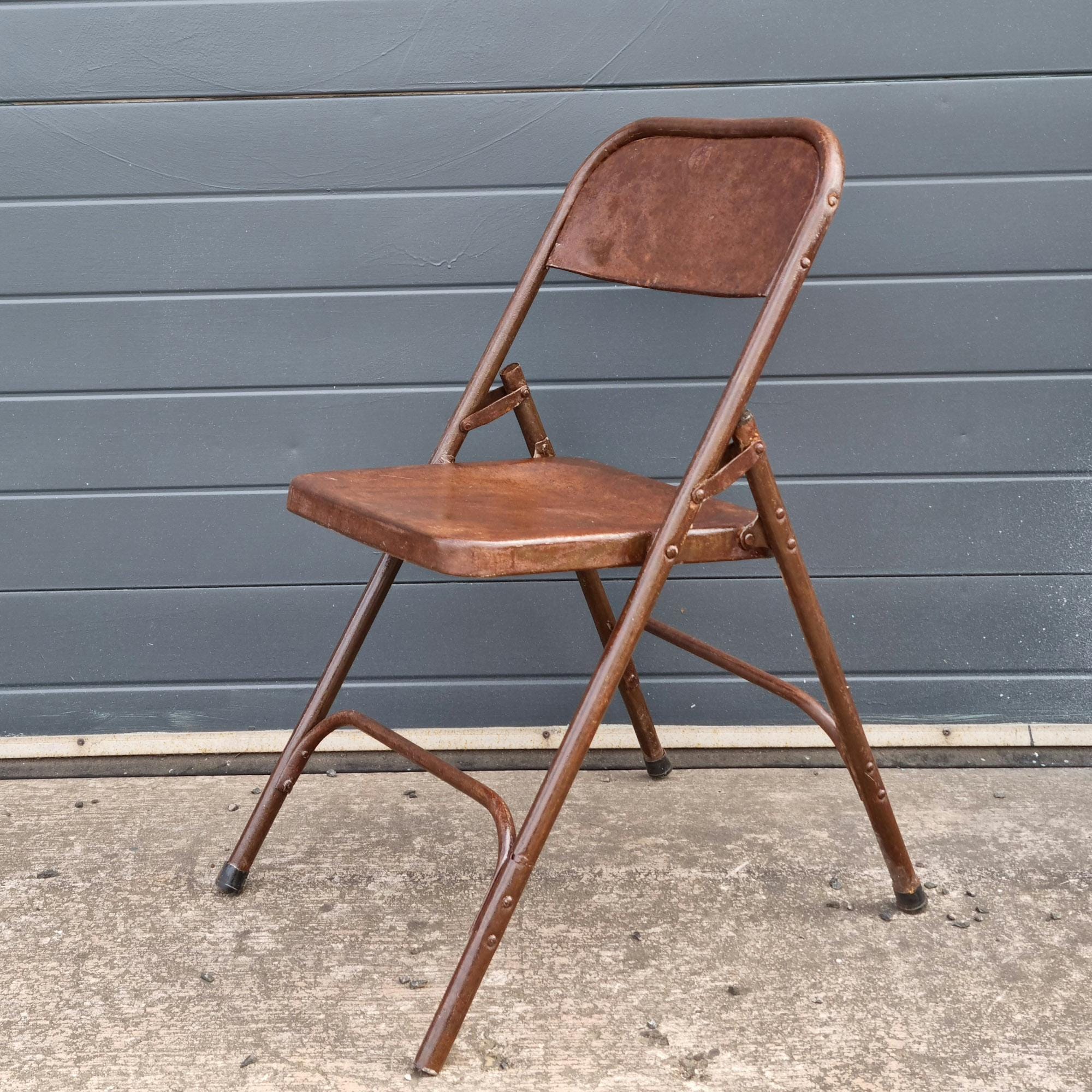 【T】OLD MOUNTAIN OLD FOLDING CHAIR Gin Clarin MFG. Chicago Vintage Fold-Out Wooden & Metal Arm Rest