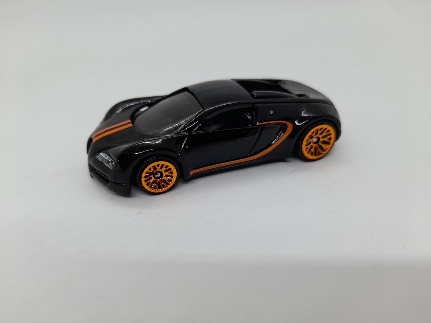 Hot wheels bugatti