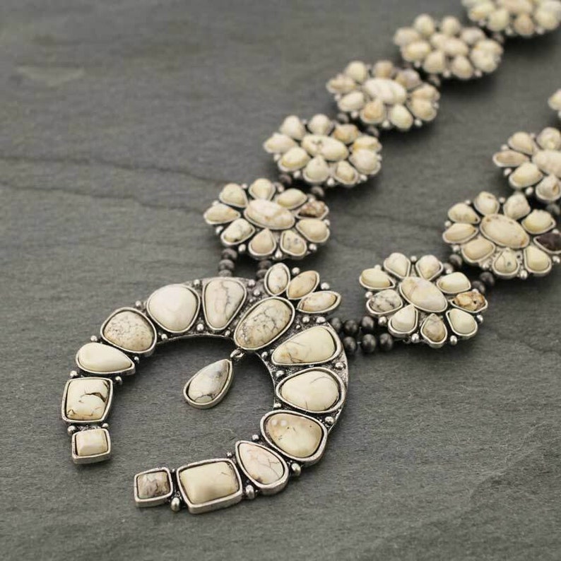 NWT Natural Full Squash Blossom Necklace 7320340089