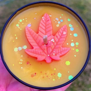 Topical Trainwreck 4oz Soy Candle|Cannabis Leaf
