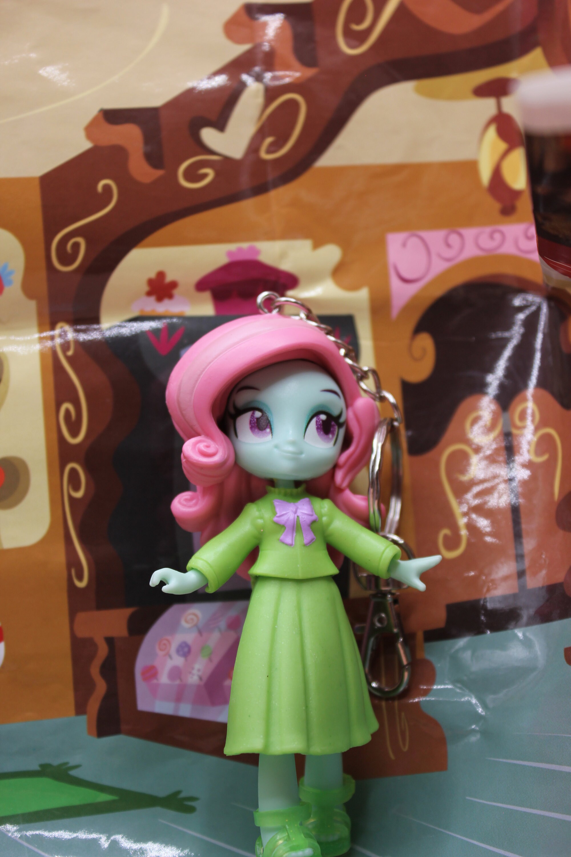 My Little Pony Equestria Girls Pinkie Pie Fashion Squad Mini Doll - 3" With Surprise Outfits