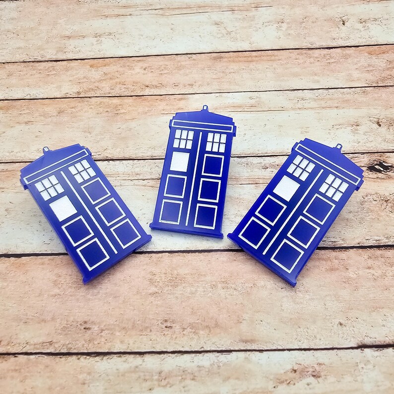 TARDIS Inspired Blue Acrylic Police Box Pin, Doctor Who Sci Fi Brooch ...