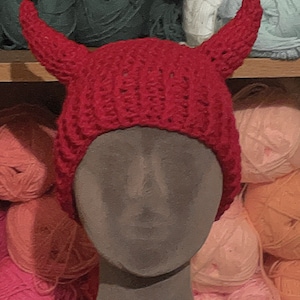 Crochet Horned beanies (colour customisable)