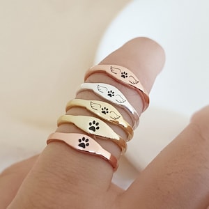Custom Paw Print Ring,Paw Print & Wings Ring,Personalized Name Ring,Delicate Simple Paw Print Ring,Pet Lover,Pet Memory Gift