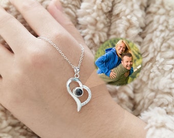 Projection Photo Necklace,Heart Photo Necklace,Personalized Pendant Gift,Custom Memorial Photo Necklace,Gift for Her,Friendship Necklace