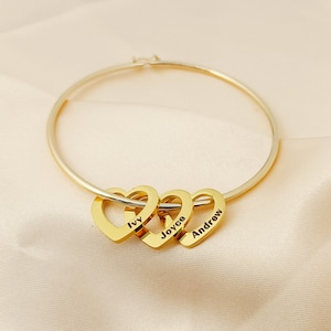 Gepersonaliseerde armband • Gegraveerde harten bedels Hangers • Gepersonaliseerde gegraveerde naam armband • Moederdag cadeau • Verjaardagscadeau