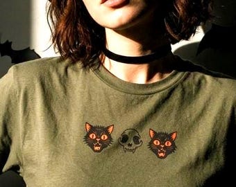 Retro Black Cat Skeleton Bones Goth Halloween Tshirt Vintage Halloween Cat Shirt Cat Skull Tshirt Vintage Black Cat