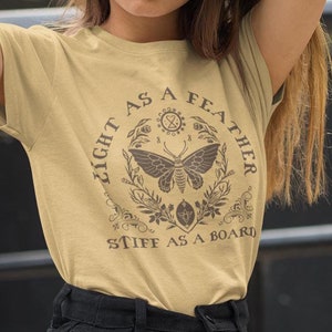 HalloweenShirt Himmlische Motte Shirt Magische Motte Shirt Gothic Motte Tee, GenX Shirt Witchy Stuff Komfort Farben
