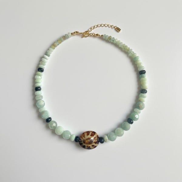 Perlen Choker Halskette ( Aquamarin, Iolith) Halbedelsteine, Anhänger echte Muschel