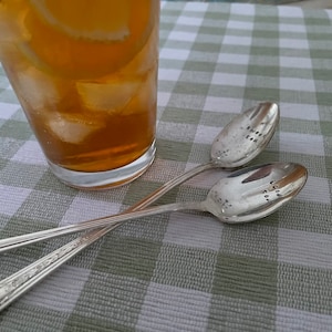Vintage Spoon Set, iced tea, sweet tea, Silver Plated, long spoon, Set of Two