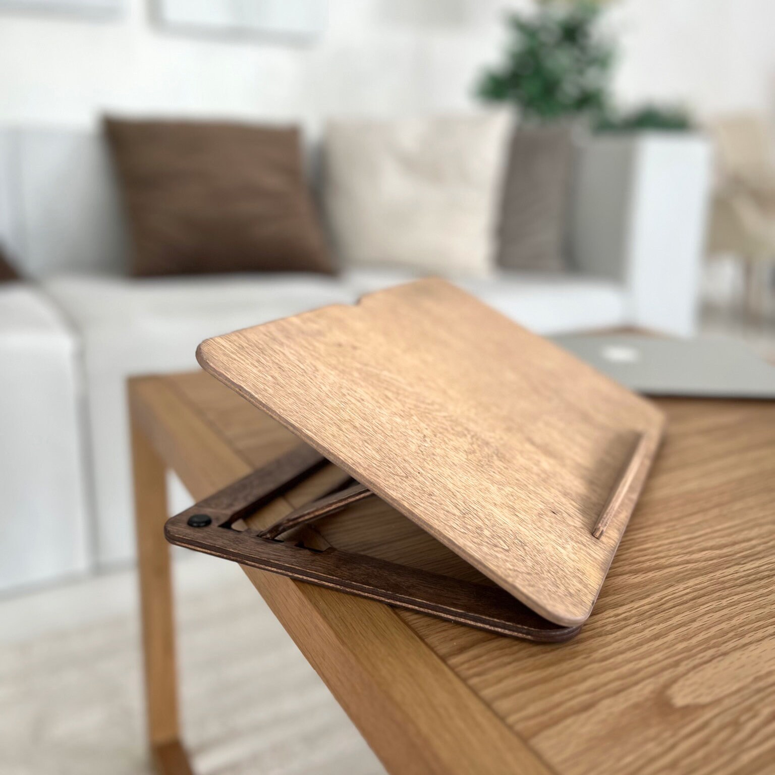 Wooden Book Stand, Wooden Reading Stand Holder, Laptop Riser for Desk ...