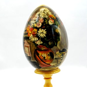 Exclusive wooden easter egg / Reproduction Pierre-Auguste Renoir / Flowers in a vase / Collectible piece / Gift / Home decor / Hand painted