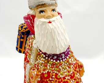 Christmas / New Years toy / Doll / Carved wooden figures of Magic Santa Claus / Hand carving / Christmans ornaments / Oil paint / Art gift