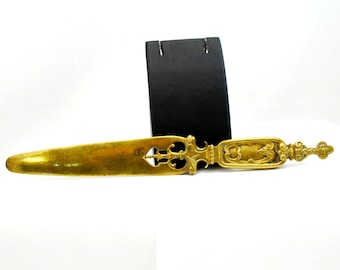 Decorative knife / Brass product / Handmade / Collectible item / Art gift / Possibly to open envelopes / For kanclaria / An old item / Art