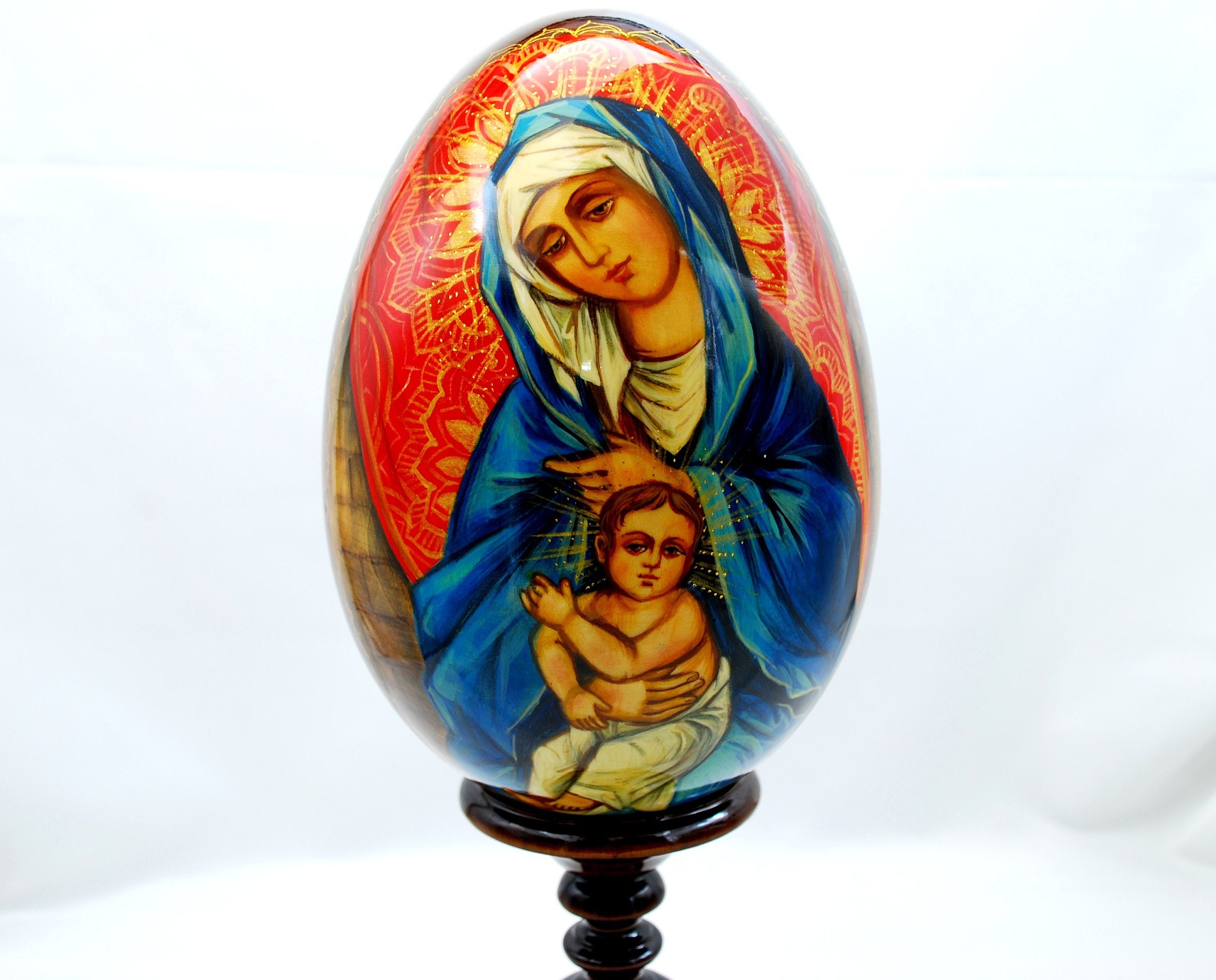 イースターエッグ　聖母子と聖ゲオルギオスの彫刻卵 イースターエッグ聖母子と聖ゲオルギオスの彫刻卵