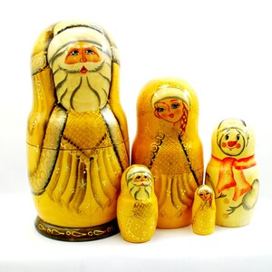 Christmas / New years toys / Matreshka / Dolls / Magic Santa Claus / Handpainted stacing dolls / 5 places for a gift / Christmans ornaments