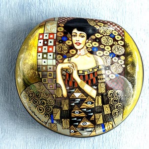Stylish lacquer box on a seashell / Copy Gustav Klimt- Adele Bloch-Bauer / Jewelry box / Collectible item / Author's work / Home decor / Oil