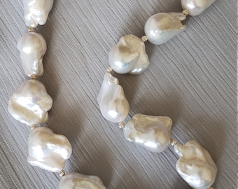 White Baroque Fresh Water Pearl Neckless