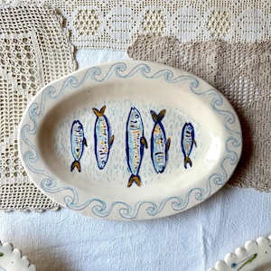Handmade Oval Ceramic Plate – Fish & Wave Design, Pottery Serving Platter, Hand Painted Coastal Dinnerware, Ocean-Inspired Tableware