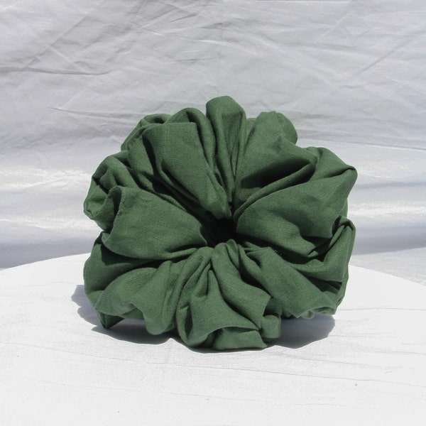 OLIVE - OVERSIZED SCRUNCHIE