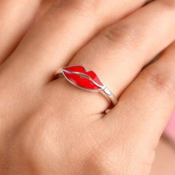 Red lips ring sale