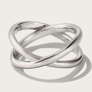 Solid Silver X Ring ~ 925 Sterling Silver Criss Cross Ring~ X Ring~ Stackable Rings~ Criss Cross Ring~ Valentine&#39;s Day Gift~ Gift For Her