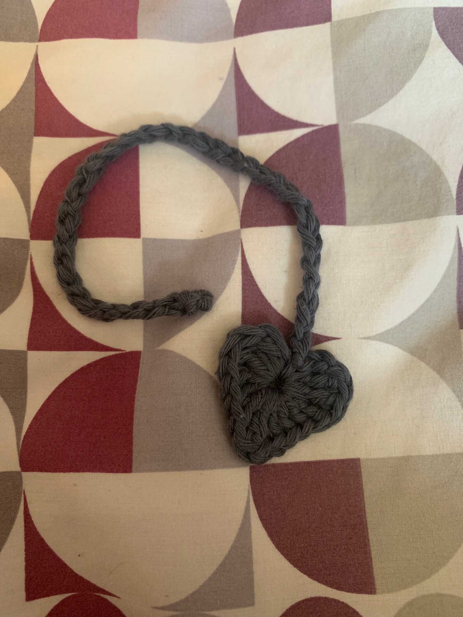 umbilical cord tie pattern