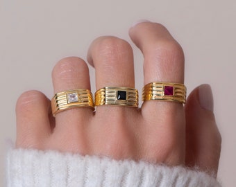 Dainty Signet Ring Silver Black Zirconia Ring Adjustable Gold Ring Emerald Stone Ring Everyday Sizable Ring Adjustable Ring Gift for her