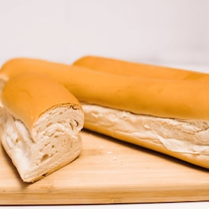 Fresh Haitian Bread, Long traditional, 5 individual rolls