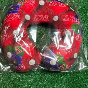 1913 Delta Sigma Theta Neck pillow, Red or Black, Traveling pillow Deltaversary gift, Soror pillow, 1913, DST pillow