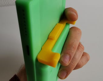 Improved shoulder buttons & dust cover for Analogue® Pocket® cartridge slot