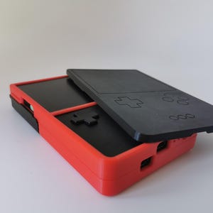 Analogue® Pocket®ハンドヘルドと互換性のあるハードカバー用トラベルシェル