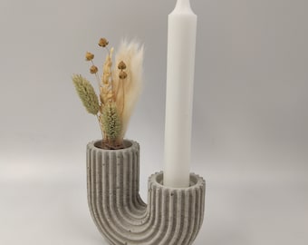Vase candle holder in U / J shape