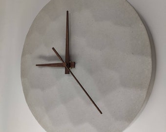 Concrete clock "Hammered" - Nature