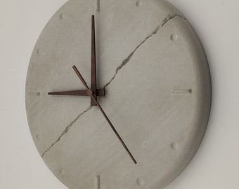 Concrete clock “Cracked” - Nature