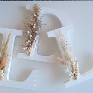 Letra de madera/carta decorativa con flores secas // NUEVO: ¡Con personalización!