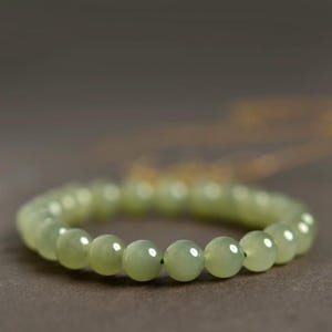 Natural Nephrite Jade Beaded Bracelet (6mm – 12mm)