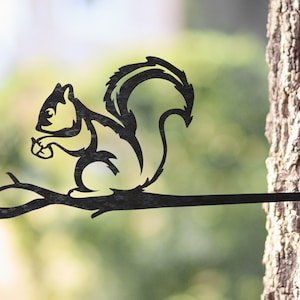 Squirrel Tree Stake - Laser cut, plasma cut, CNC files - Metal Art