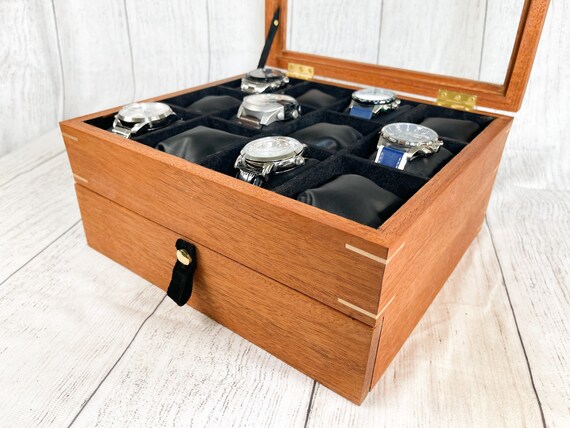 Fine Mahogany Watch Box With Maple Splines Leather Handles Glass