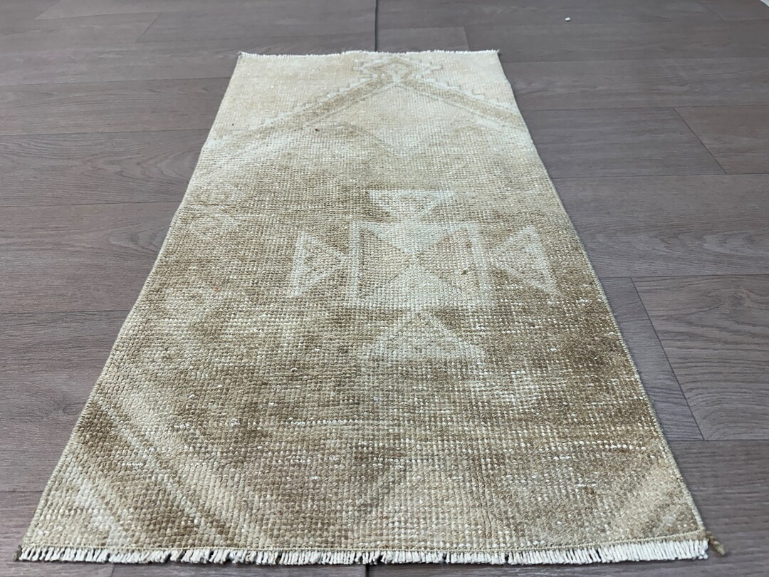 Creme Handmade Door Math Rug - Vintage Door Math Rug - Home Decoration ...