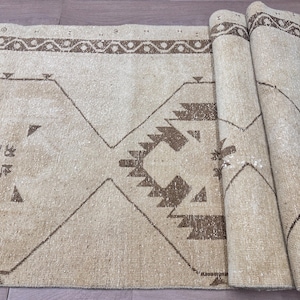 3&#39;5&#39;&#39;x13&#39;8&#39;&#39; Vintage Oushak Neutral Cream and Brown Runner Rug for Kitchen and Hallway - Anatolian Hand Knotted Beige Runner Rug 3.41x13.65