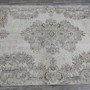Beige Vintage Area Rug 6.26 x 9.51 feet * 6&#39;x10&#39; ft Wool Cream Area Rug for Entryway - Hallway Creme Oushak Area Rug - Hand Knotted Area Rug