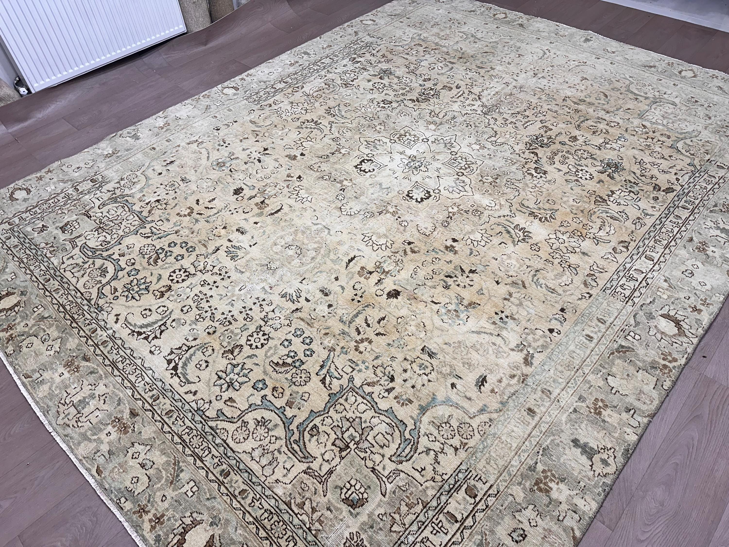 クリーム色のハンドノットウールエリアラグ：特大ニュートラルラグ